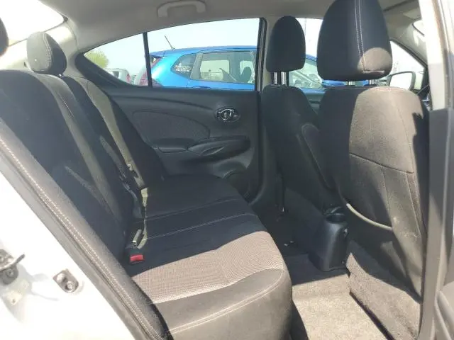 2015 NISSAN VERSA S  
