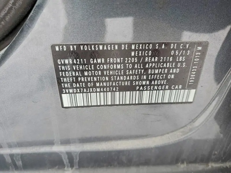 2013 VOLKSWAGEN JETTA SE  