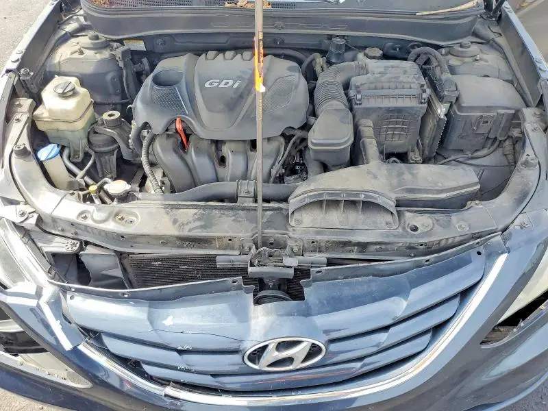 2011 HYUNDAI SONATA GLS  