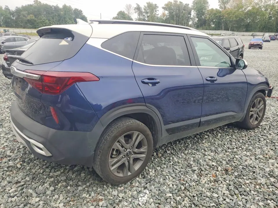 2023 KIA SELTOS S  