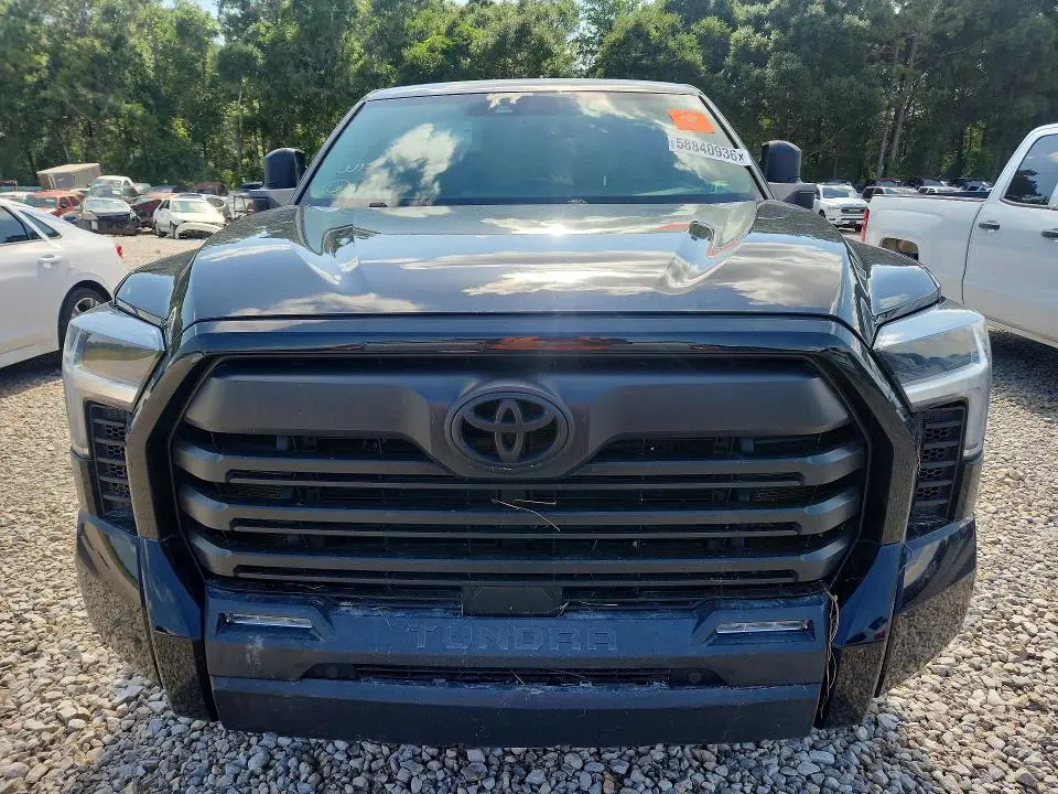 2023 TOYOTA TUNDRA CREWMAX SR5  