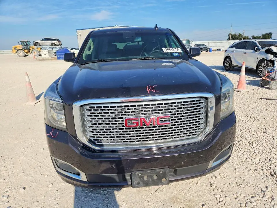 2017 GMC YUKON DENALI  