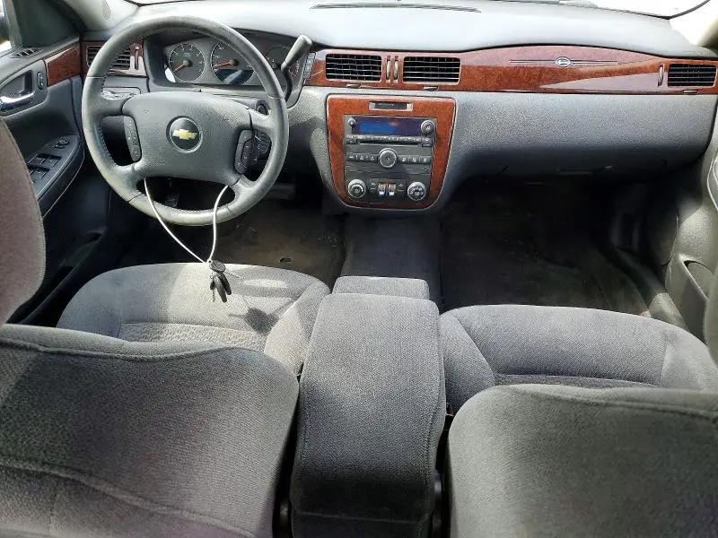 2010 CHEVROLET IMPALA LT  