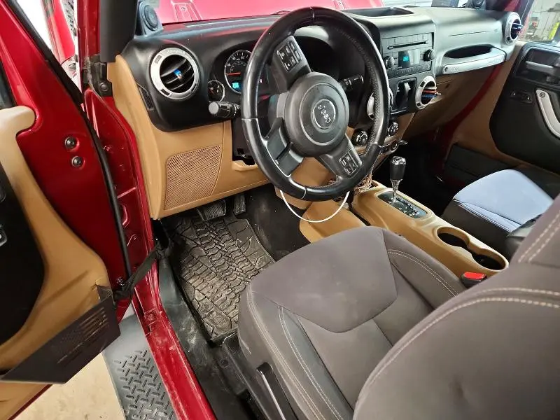 2013 JEEP WRANGLER SAHARA  