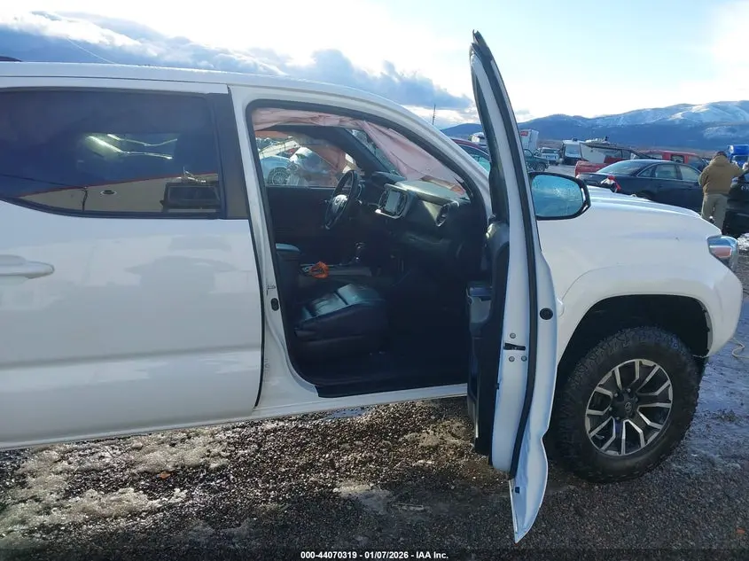 2020 TOYOTA TACOMA 4WD TRD SPORT
