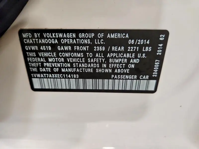 2014 VOLKSWAGEN PASSAT S  