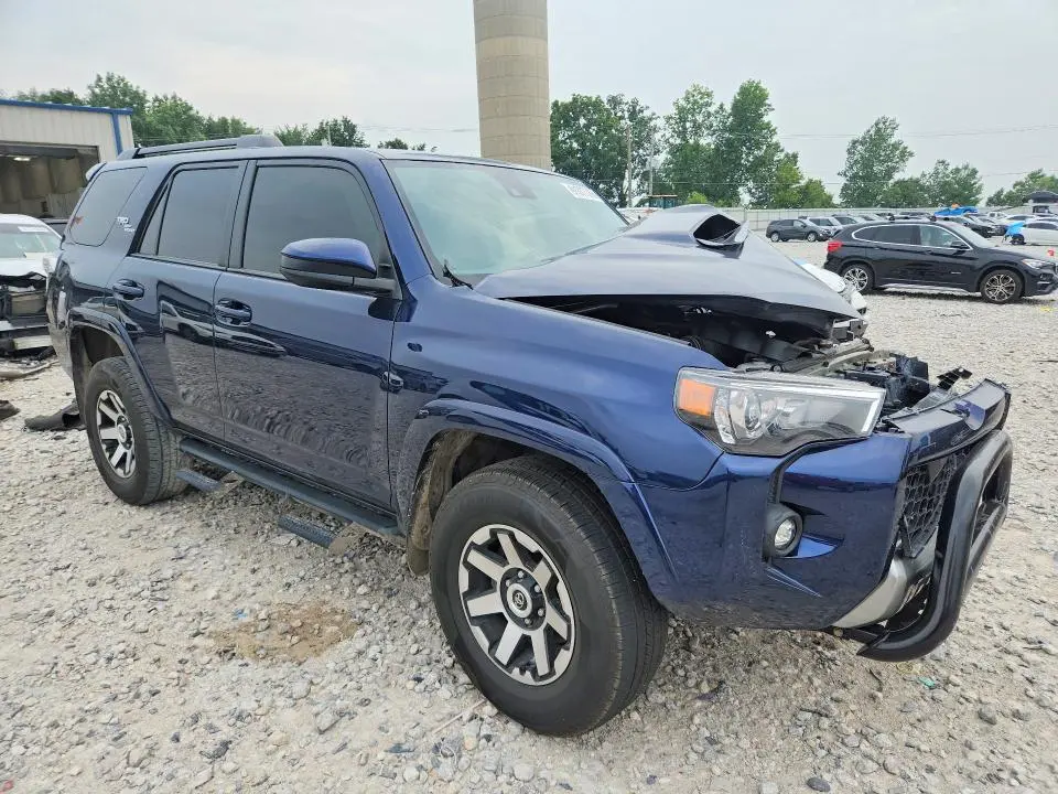2022 TOYOTA 4RUNNER TRD OFF-ROAD  