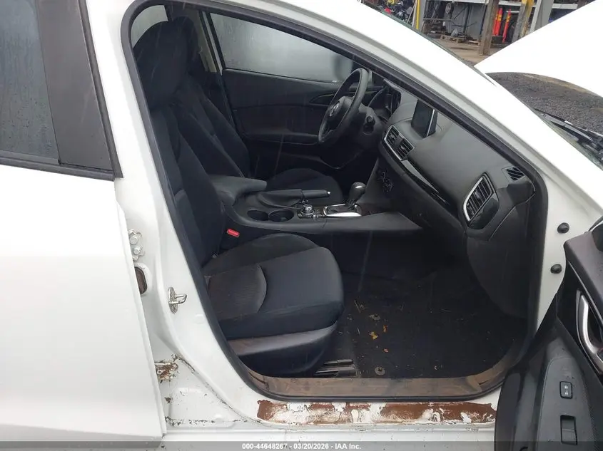2016 MAZDA MAZDA3 I SPORT