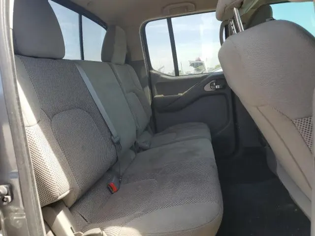 2021 NISSAN FRONTIER S  