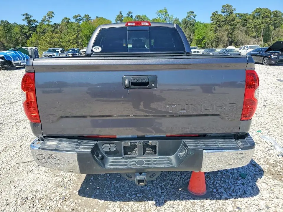 2014 TOYOTA TUNDRA SR5  