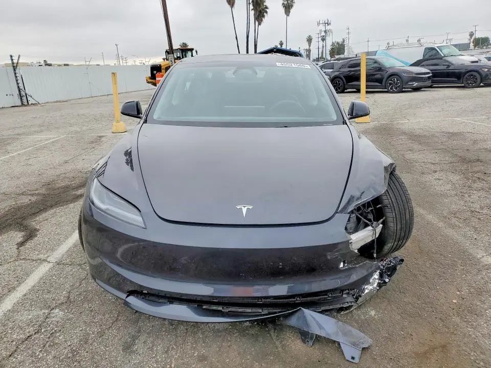 2025 TESLA MODEL 3   