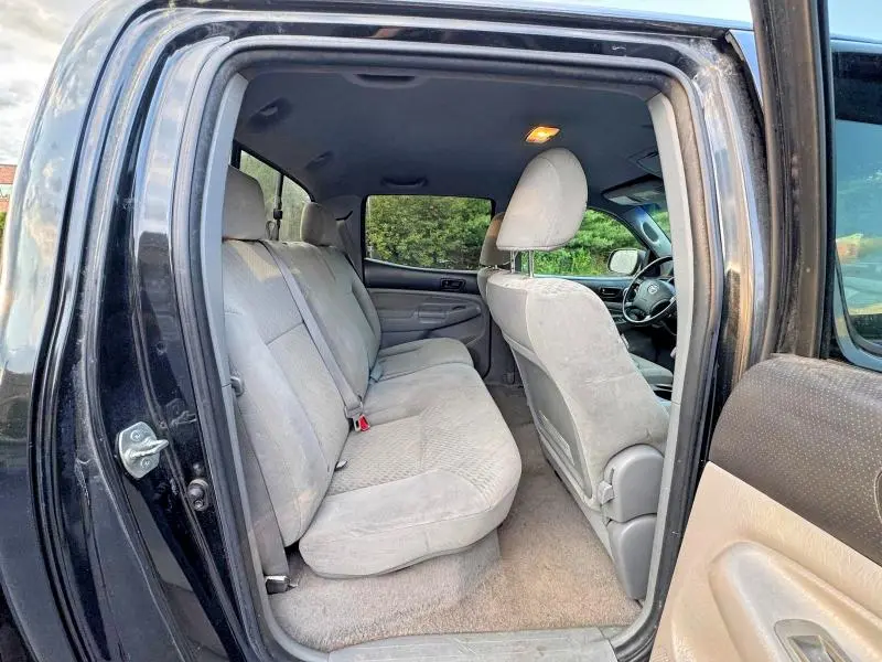 2010 TOYOTA TACOMA V6  