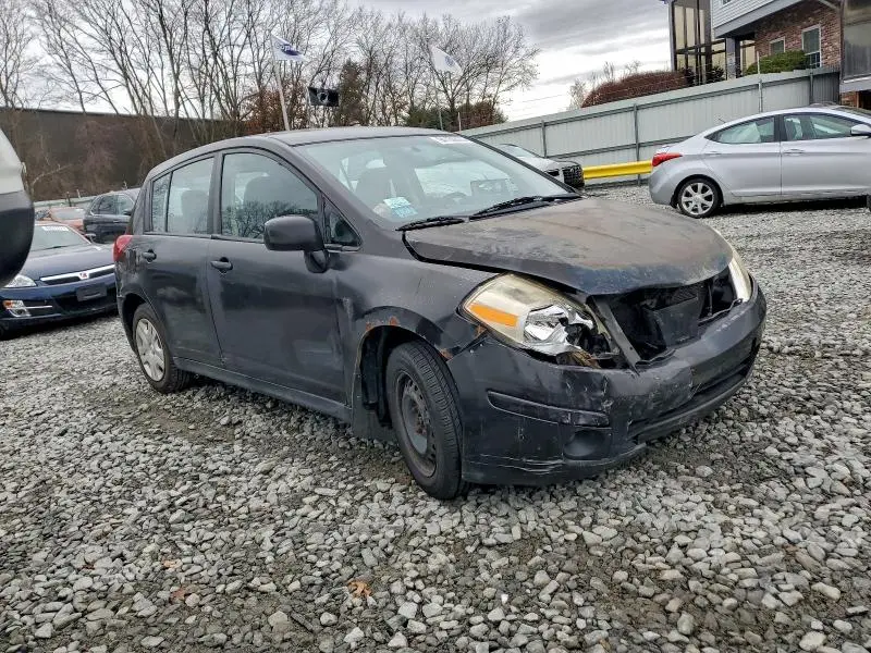 2011 NISSAN VERSA 1.8 S  