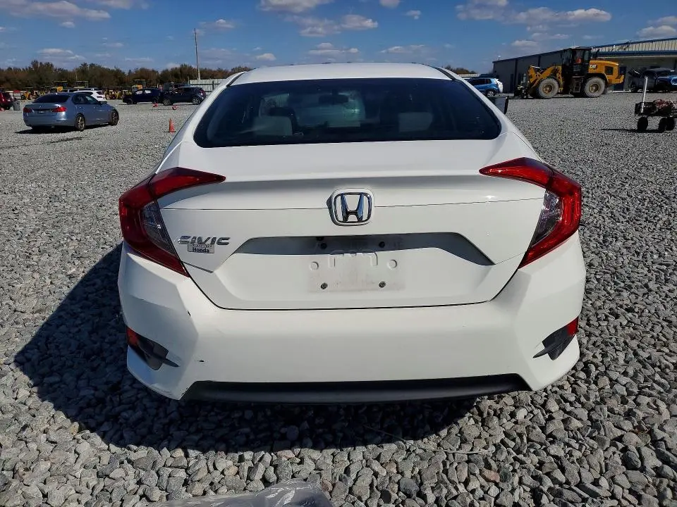 2018 HONDA CIVIC LX  