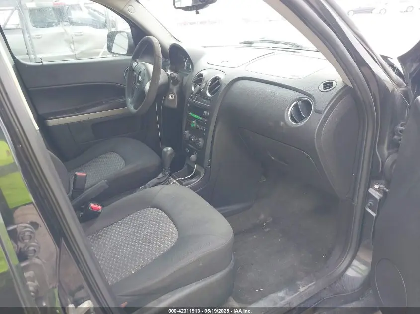2011 CHEVROLET HHR LS