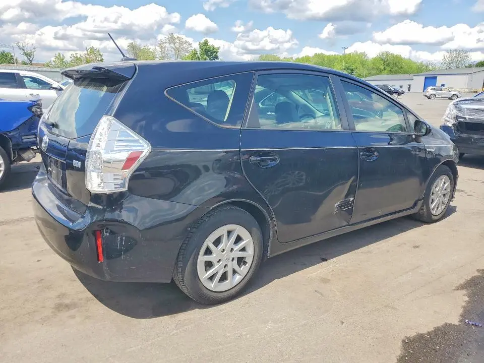 2014 TOYOTA PRIUS V THREE  