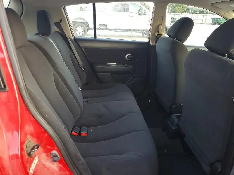 2012 NISSAN VERSA 1.8 S  