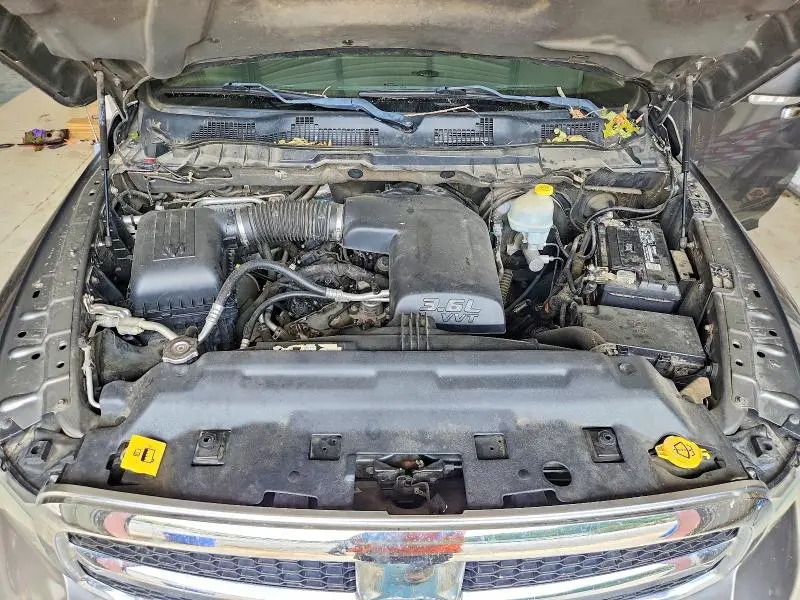 2013 RAM 1500 SLT  