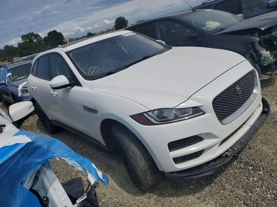 2017 JAGUAR F-PACE   