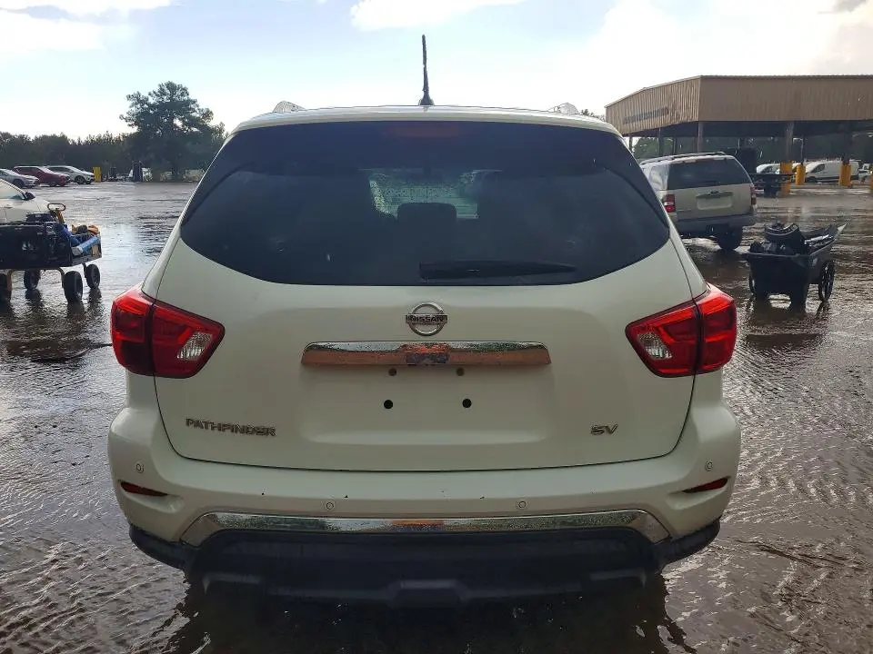 2017 NISSAN PATHFINDER SV  