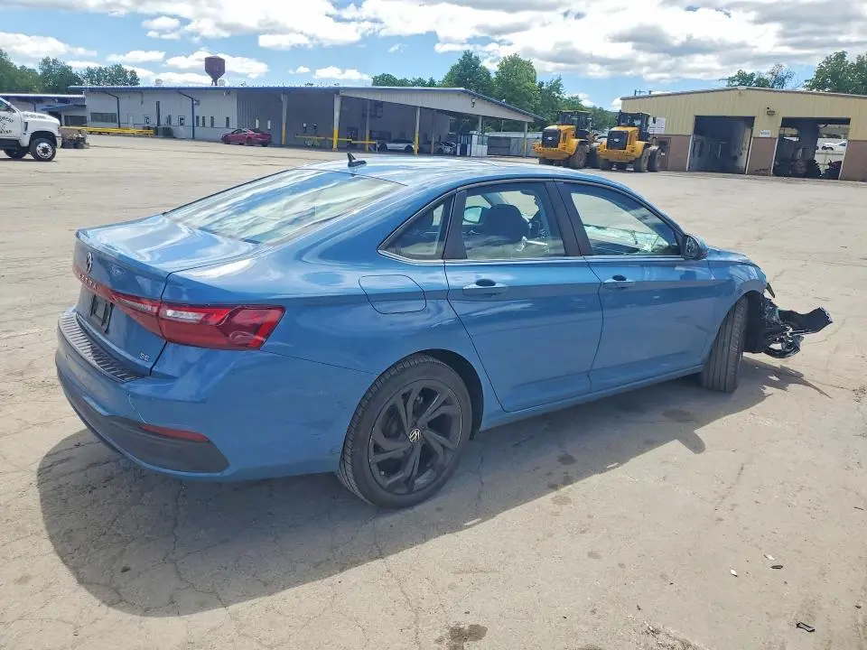 2025 VOLKSWAGEN JETTA SE  