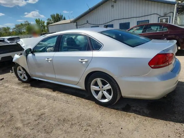 2013 VOLKSWAGEN PASSAT SE