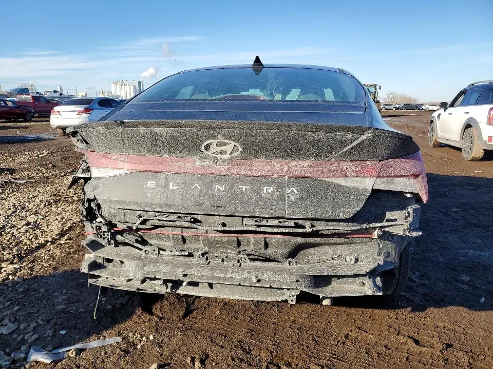 2025 HYUNDAI ELANTRA SEL SPORT  