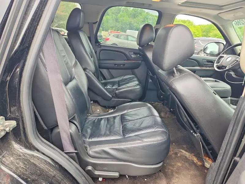 2011 CHEVROLET TAHOE K1500 LT  