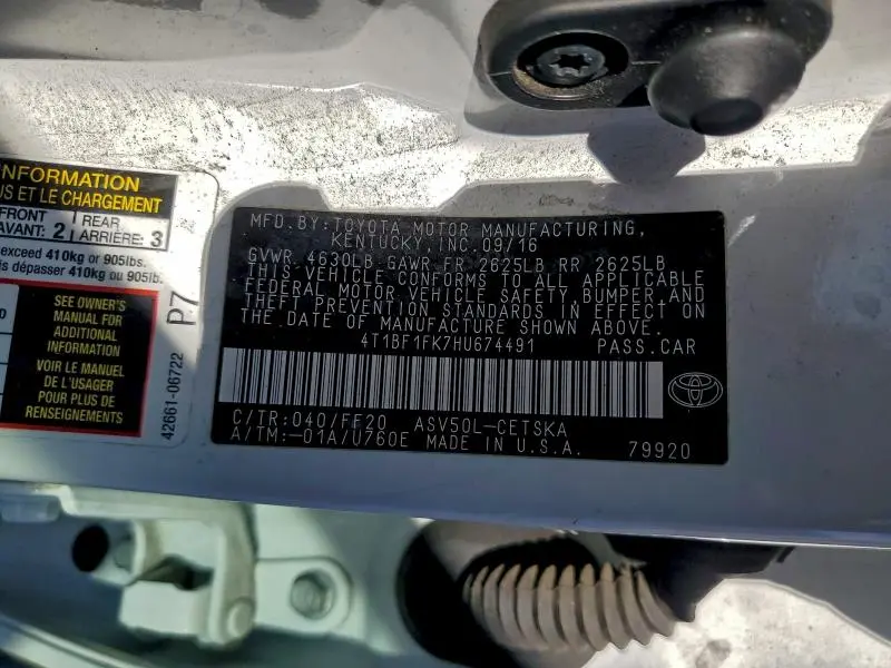 2017 TOYOTA CAMRY SE  