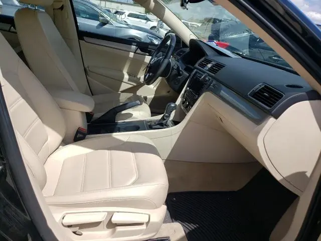 2015 VOLKSWAGEN PASSAT S