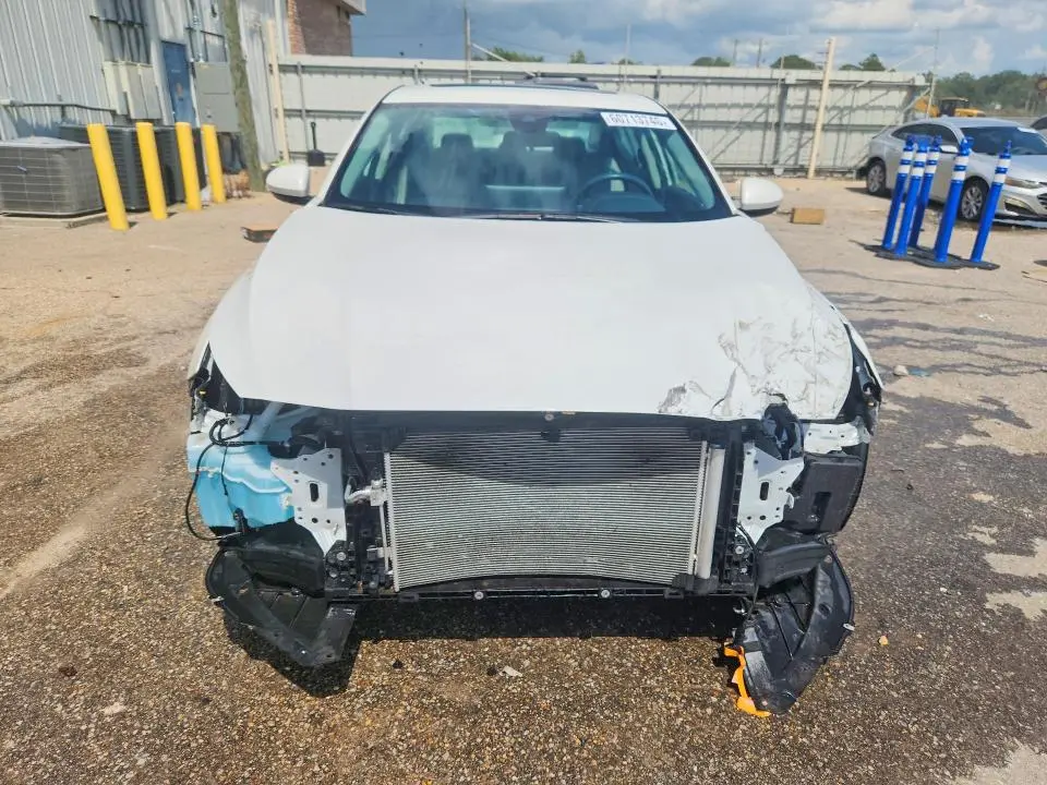 2024 NISSAN ALTIMA SV  