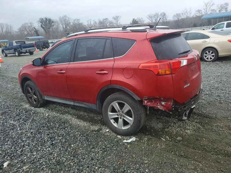 2015 TOYOTA RAV4 XLE  