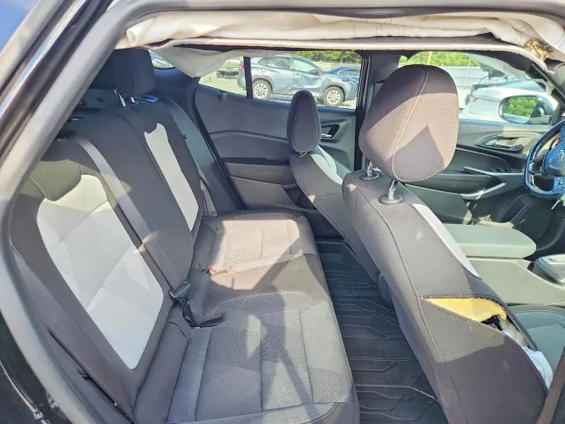 2025 CHEVROLET TRAX 1RS  