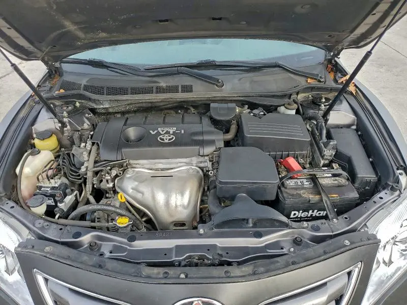 2010 TOYOTA CAMRY BASE  