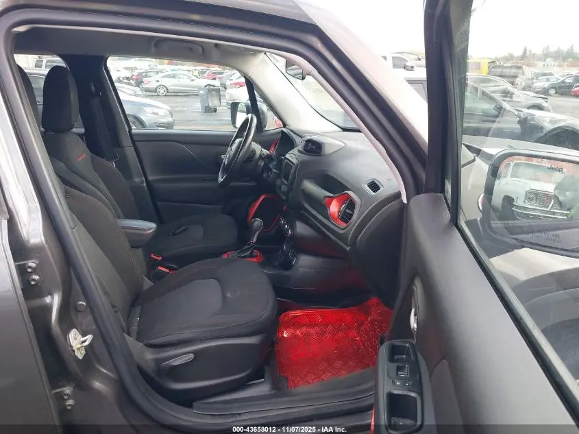 2016 JEEP RENEGADE TRAILHAWK