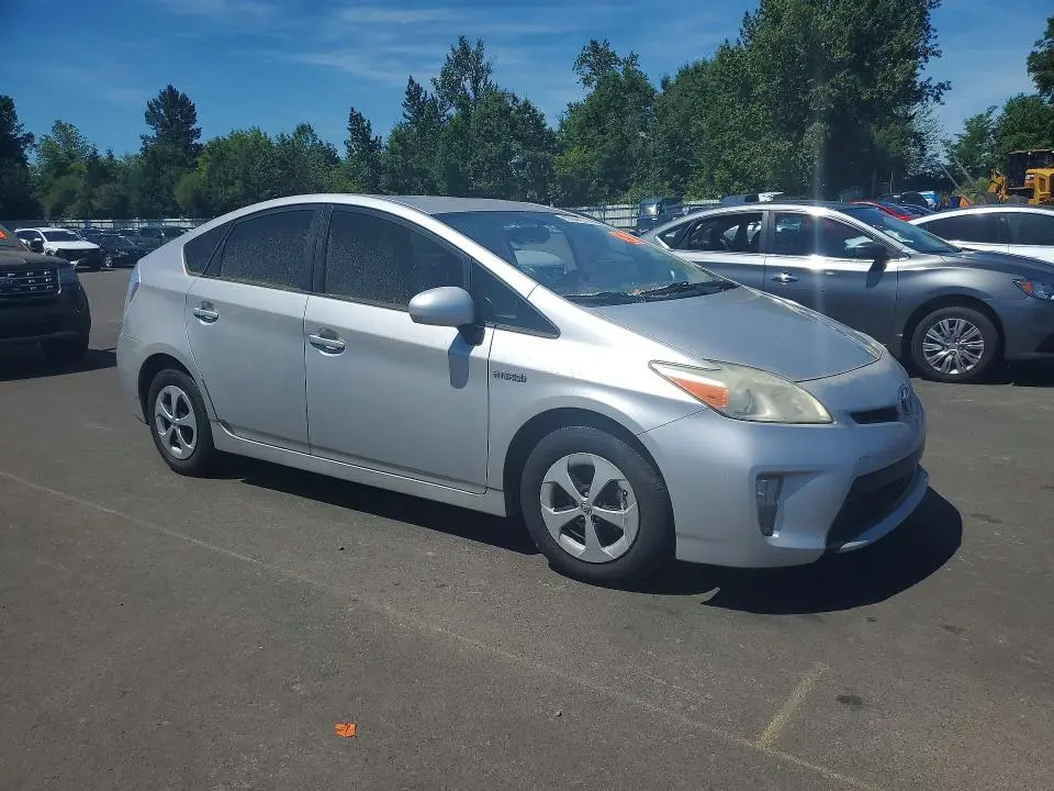 2013 TOYOTA PRIUS THREE  