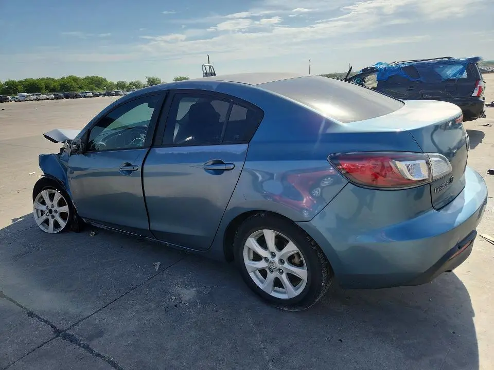 2011 MAZDA 3 I  