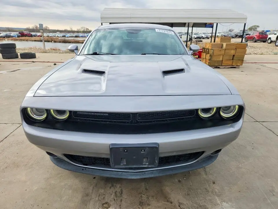 2018 DODGE CHALLENGER SXT  