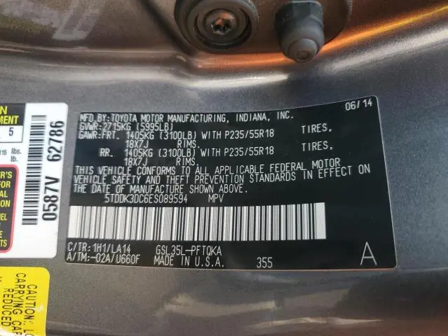 2014 TOYOTA SIENNA XLE  