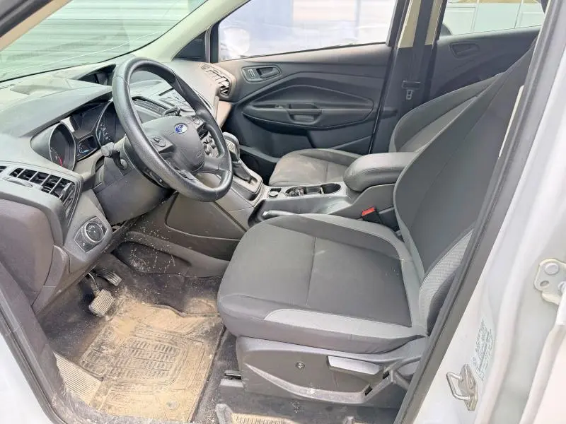 2016 FORD ESCAPE S  