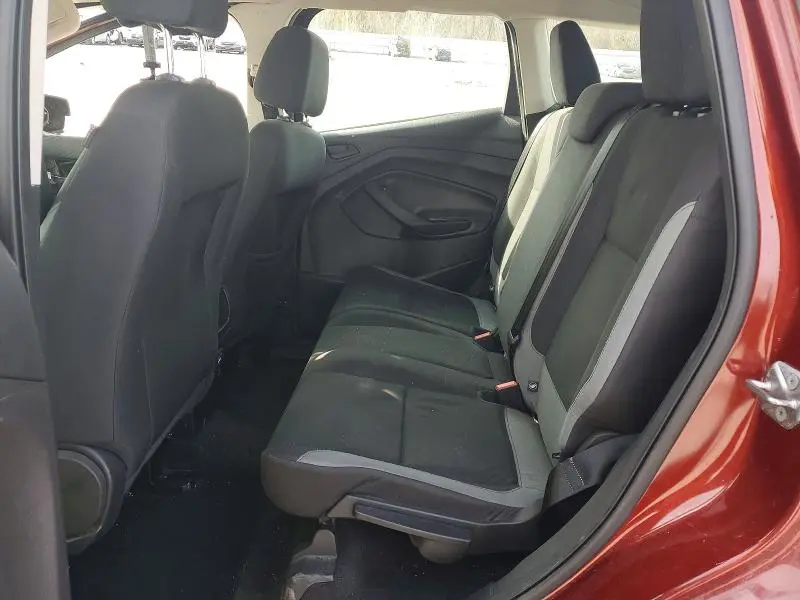 2015 FORD ESCAPE S  