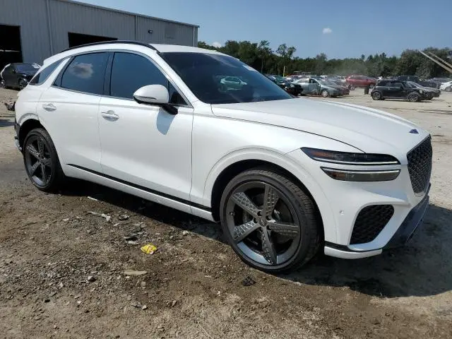 2025 GENESIS GV70 BASE  