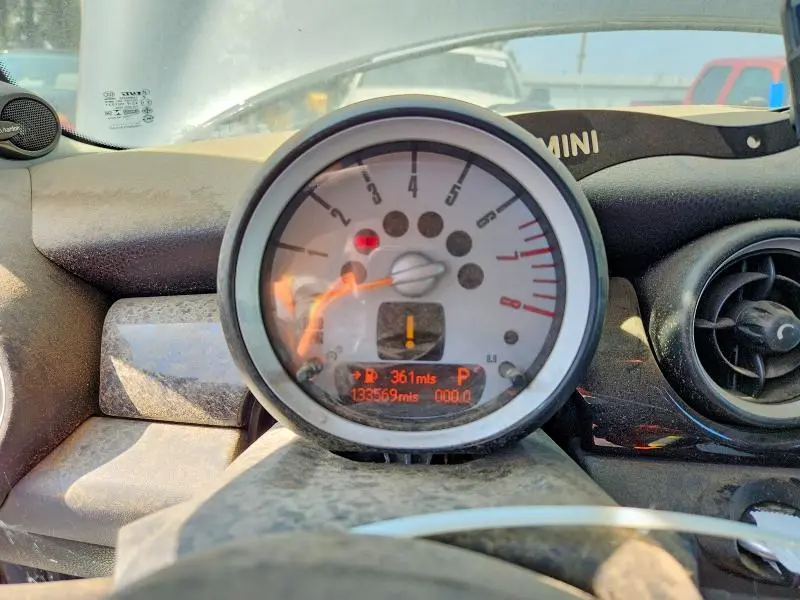 2010 MINI COOPER S  