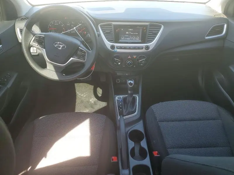 2022 HYUNDAI ACCENT SE  