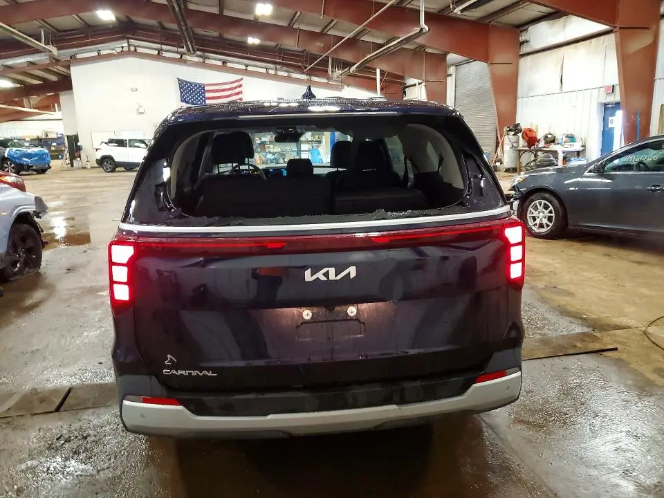 2026 KIA CARNIVAL LXS  