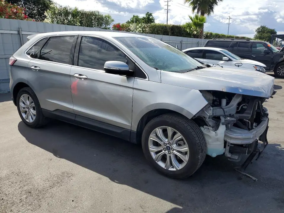 2022 FORD EDGE TITANIUM  