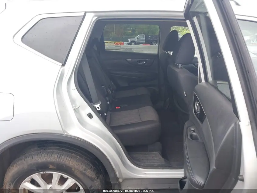 2018 NISSAN ROGUE SV