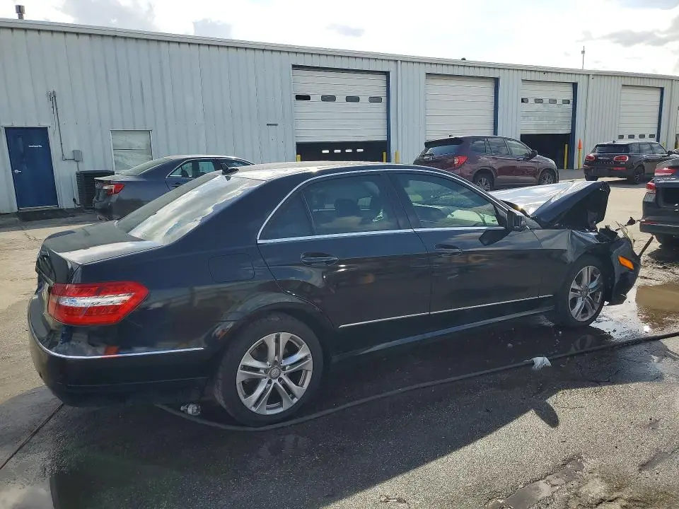 2011 MERCEDES-BENZ E 350  
