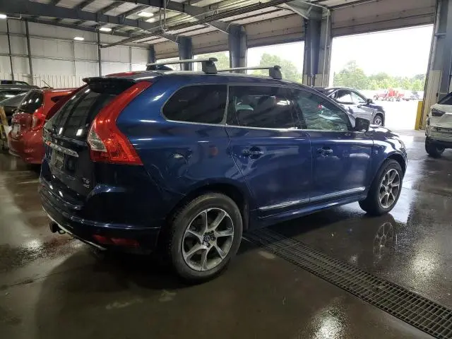 2015 VOLVO XC60 T6 PLATINUM  