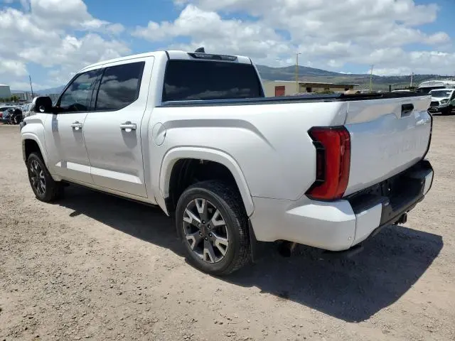 2023 TOYOTA TUNDRA CREWMAX SR  